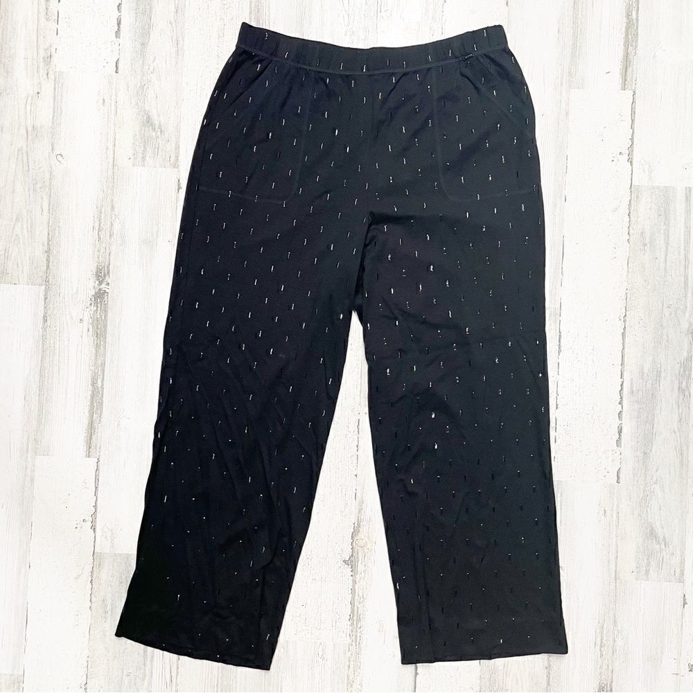 ST. JOHN Studded Accents Sweatpants